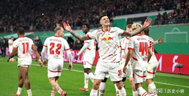 金年会官网-莱比锡训练开放日，冲刺阶段复出首秀引欢呼，意甲在即，轮换策略成焦点(莱比锡红牛vs柏林联合比分)