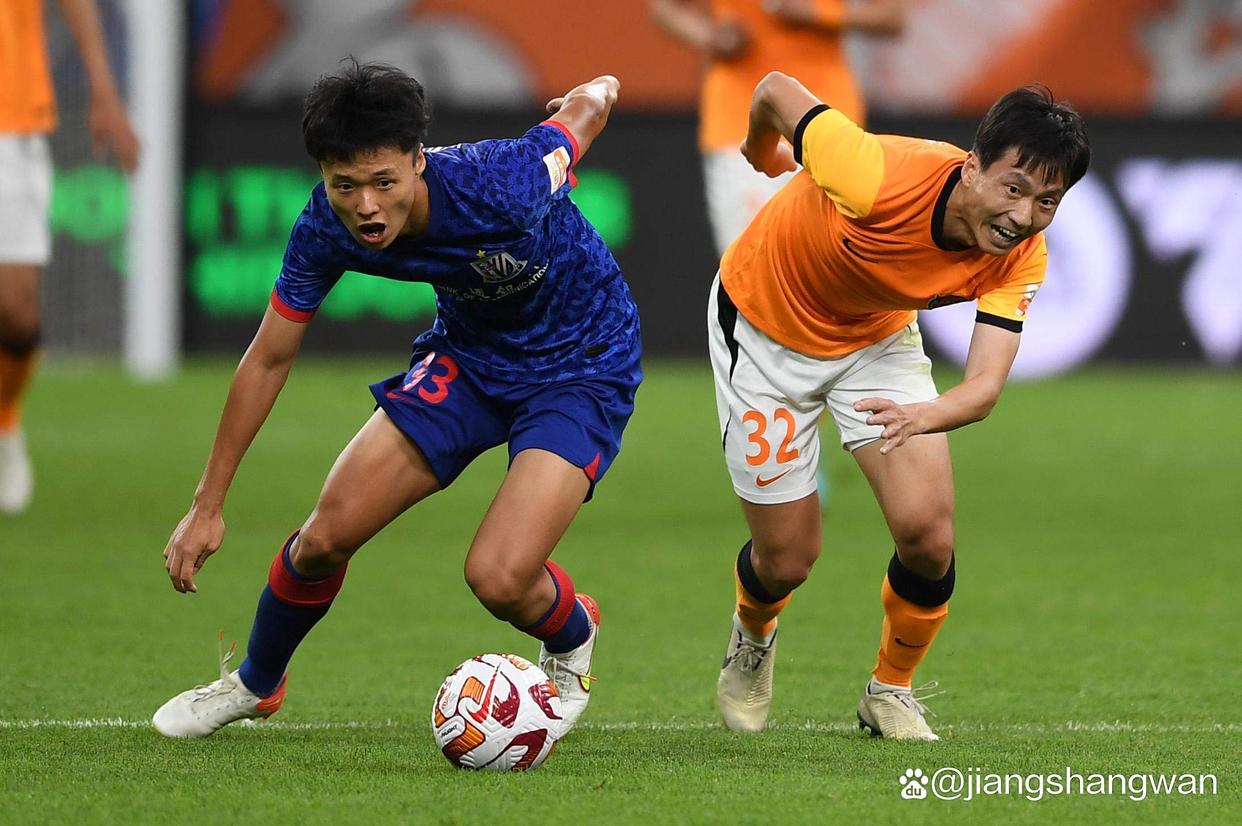 关于上海申花训练开放日;赛前豪取连胜引欢呼;中超在即;赛季目标并未改变的信息 关于上海申花训练开放日;赛前豪取连胜引欢呼;中超在即;赛季目标并未改变的信息