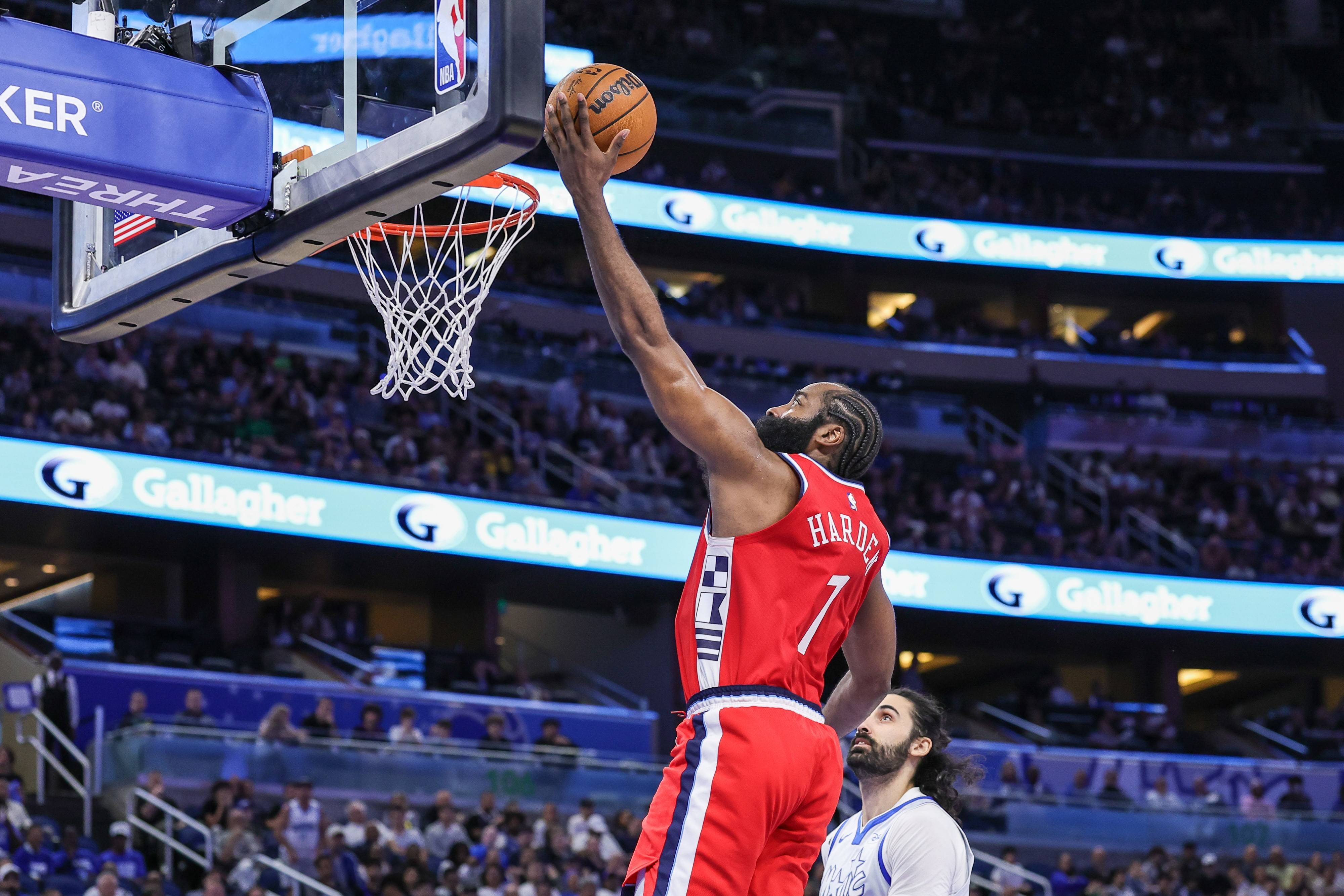 金年会-包含NBA总决赛倒计时，犹他爵士集结日外线爆发，细节引发关注，球迷炸锅，年轻球员得到机会的词条